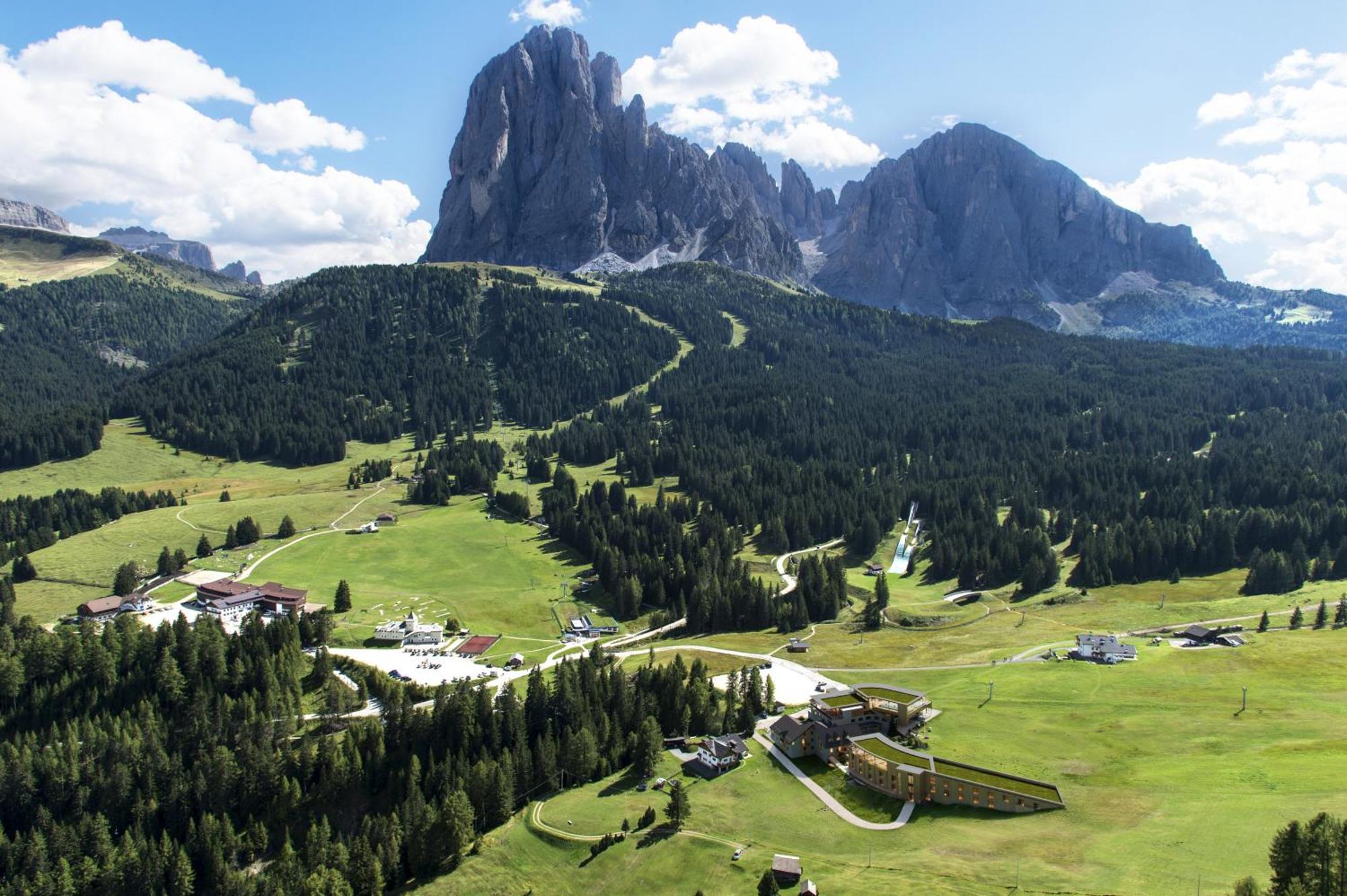 Hotel Cendevaves Alpine Silence Santa Cristina Val Gardena Exterior foto