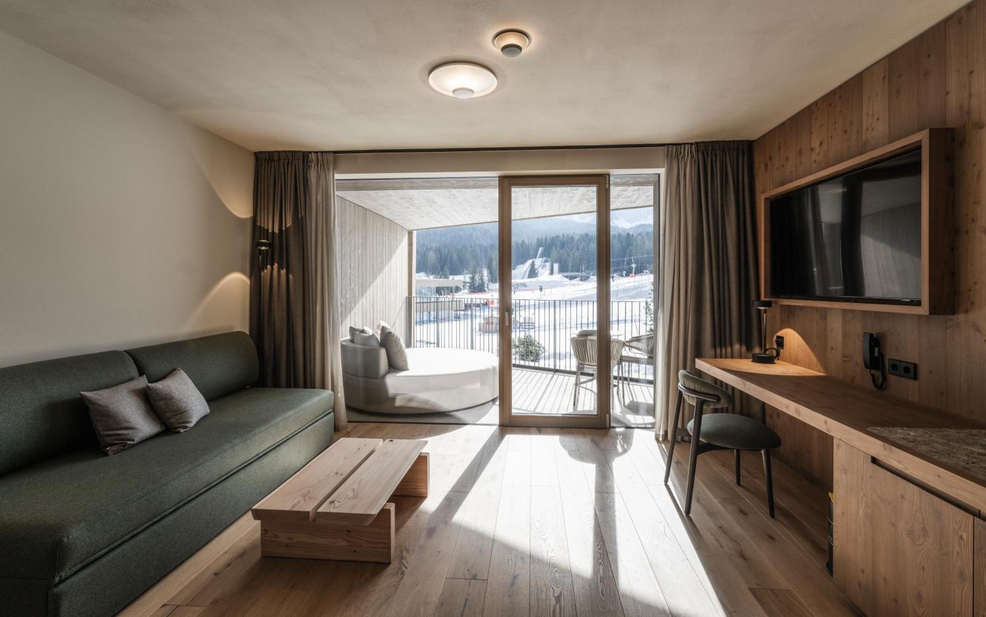 Hotel Cendevaves Alpine Silence Santa Cristina Val Gardena Exterior foto